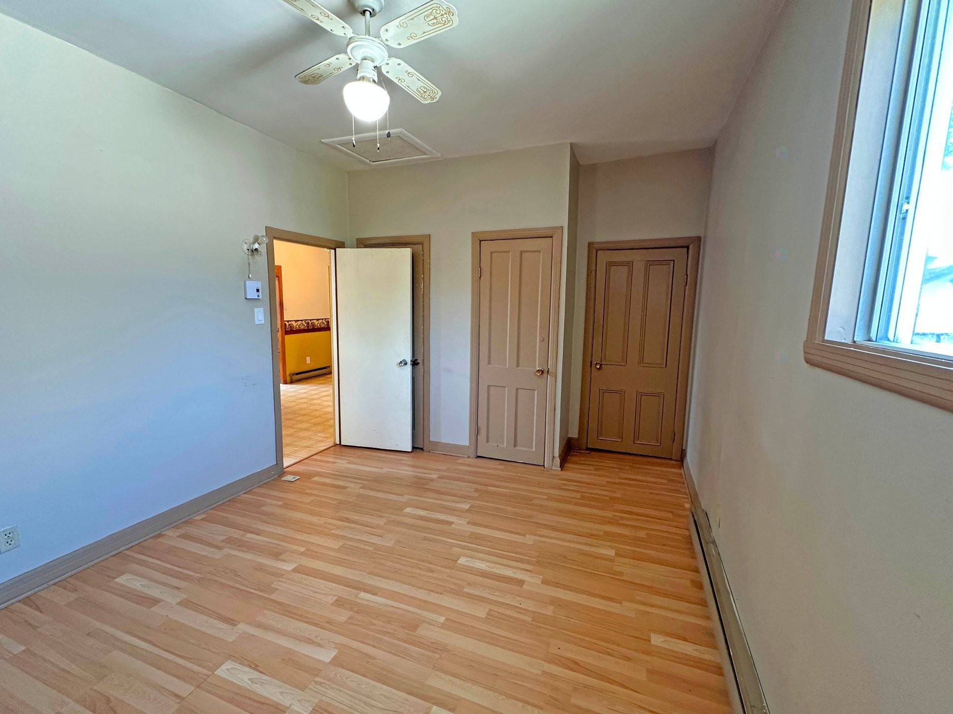 









126


36e Avenue

,
Sainte-Marthe-sur-le-Lac,




QC
J0N1P0

