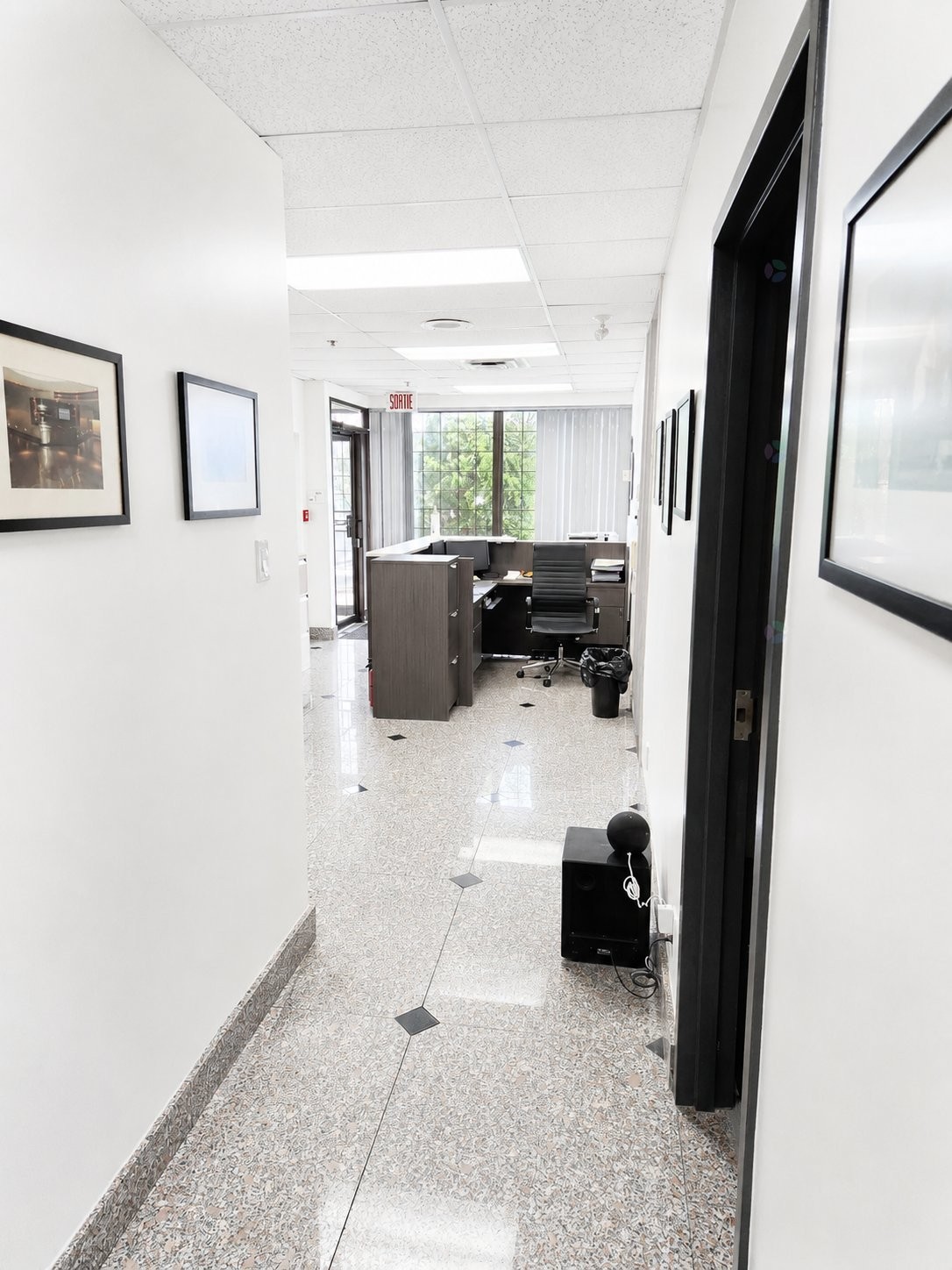 









2298


Ch. St-François

,
Dorval,




QC
H9P1K2

