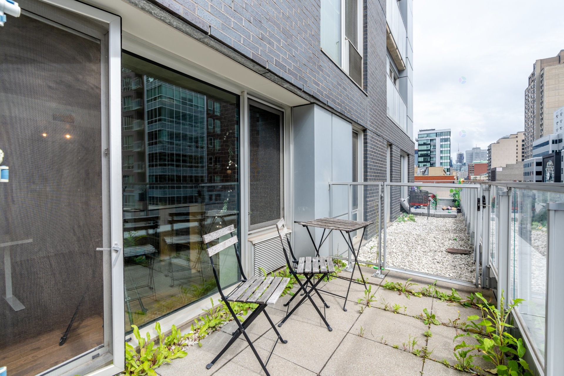 









1414


Rue Chomedey

, 511,
Montréal (Ville-Marie),




QC
H3H0A2

