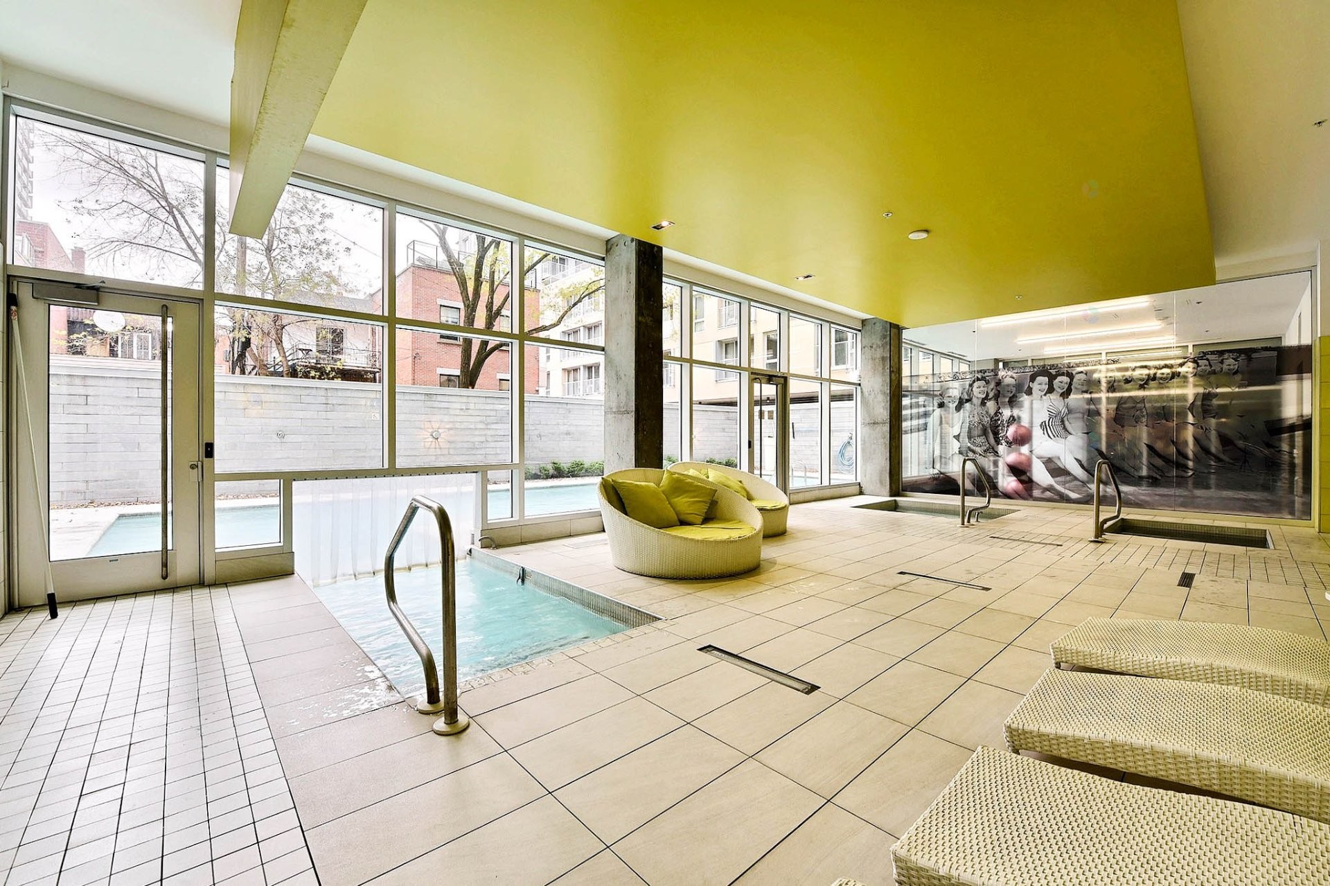 









1414


Rue Chomedey

, 511,
Montréal (Ville-Marie),




QC
H3H0A2

