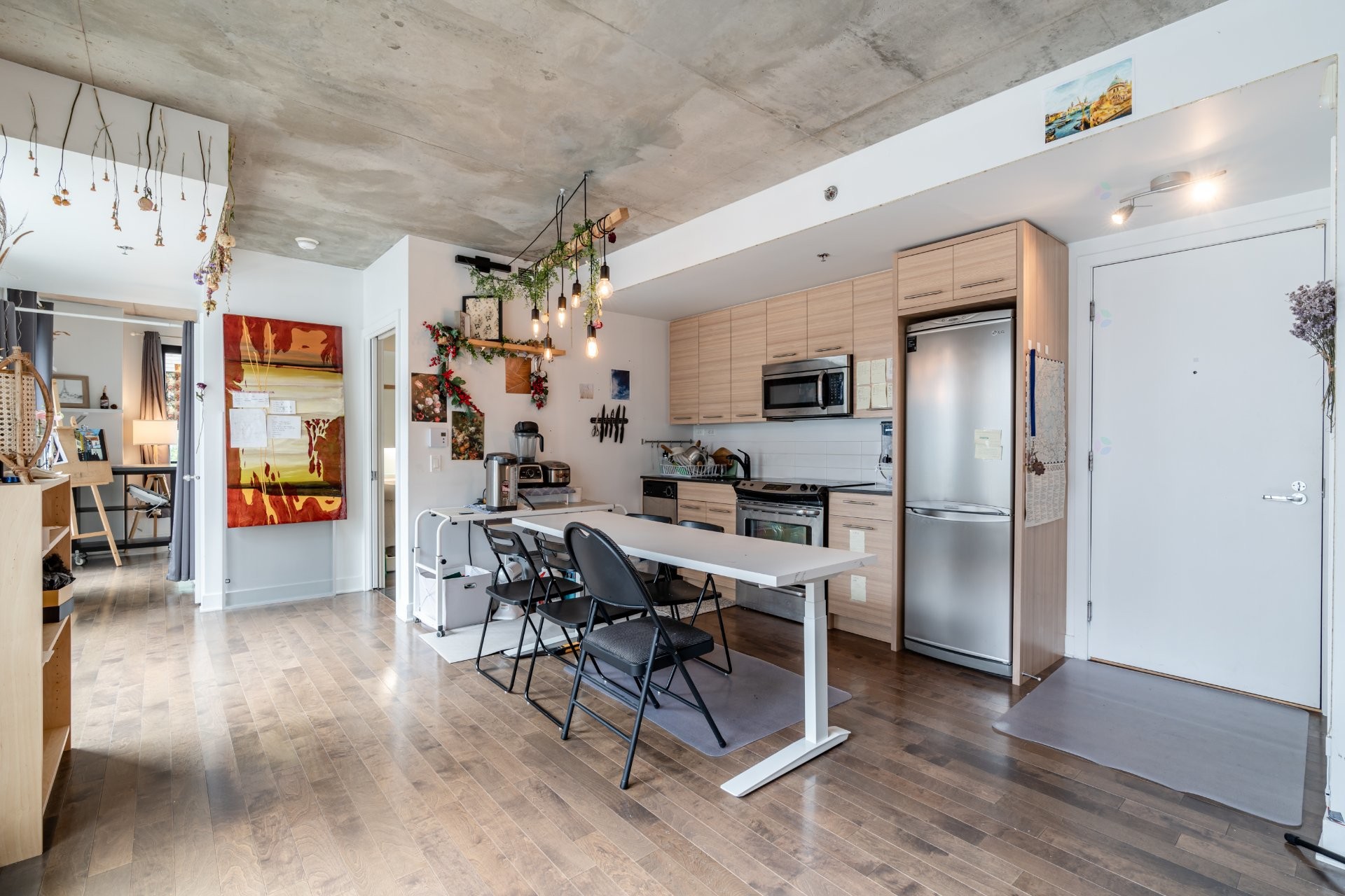 









1414


Rue Chomedey

, 511,
Montréal (Ville-Marie),




QC
H3H0A2

