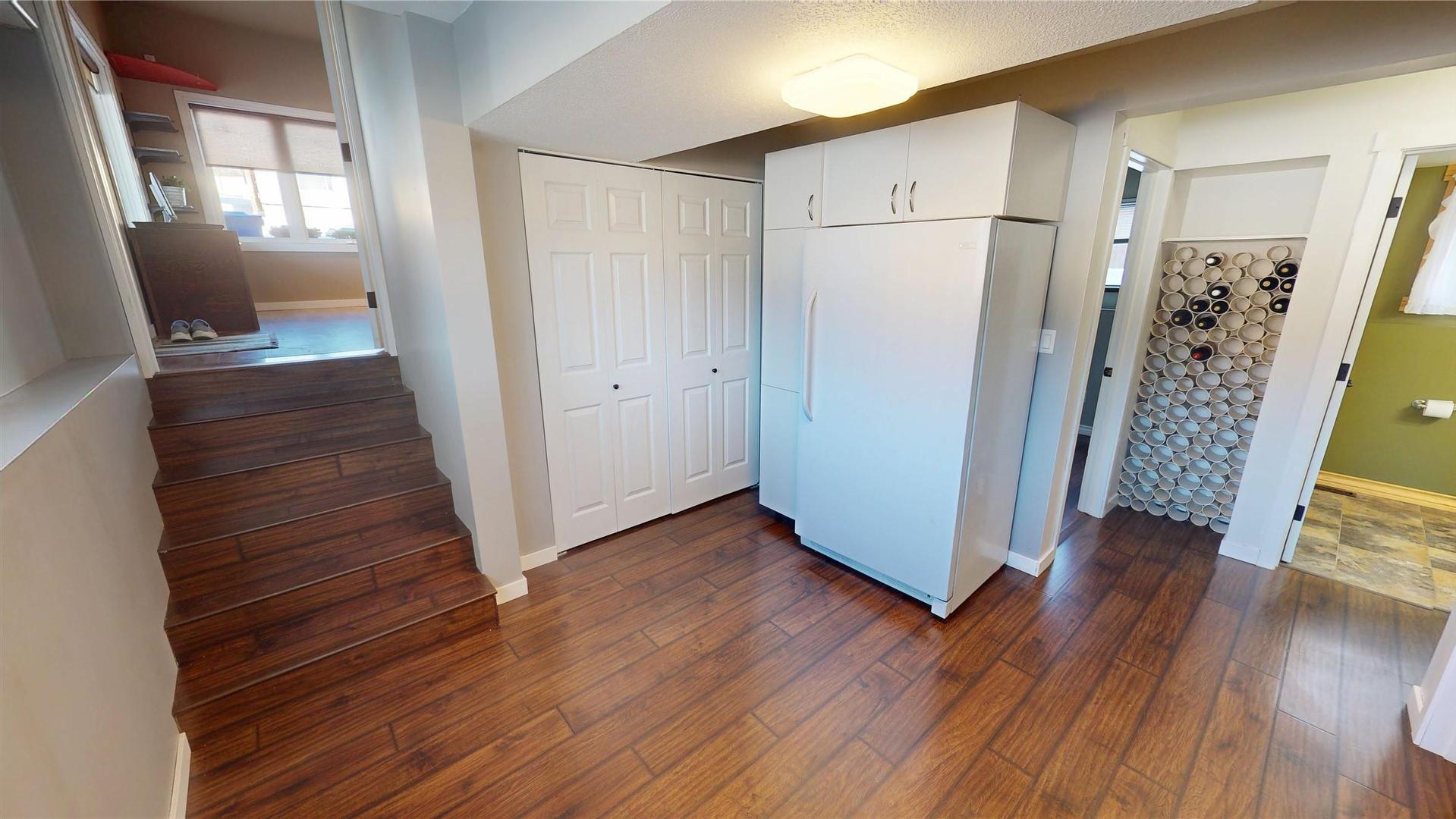 









325


4th

Avenue,
Kimberley,




BC
V1A 2Z2

