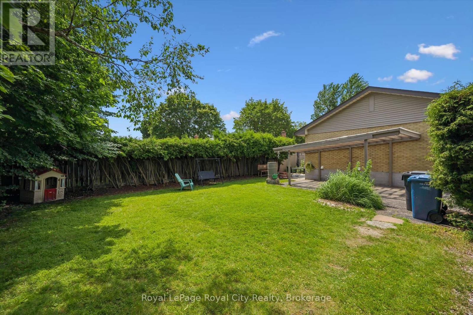 












190 METCALFE STREET

,
Guelph (General Hospital),




Ontario
N1E4Y3

