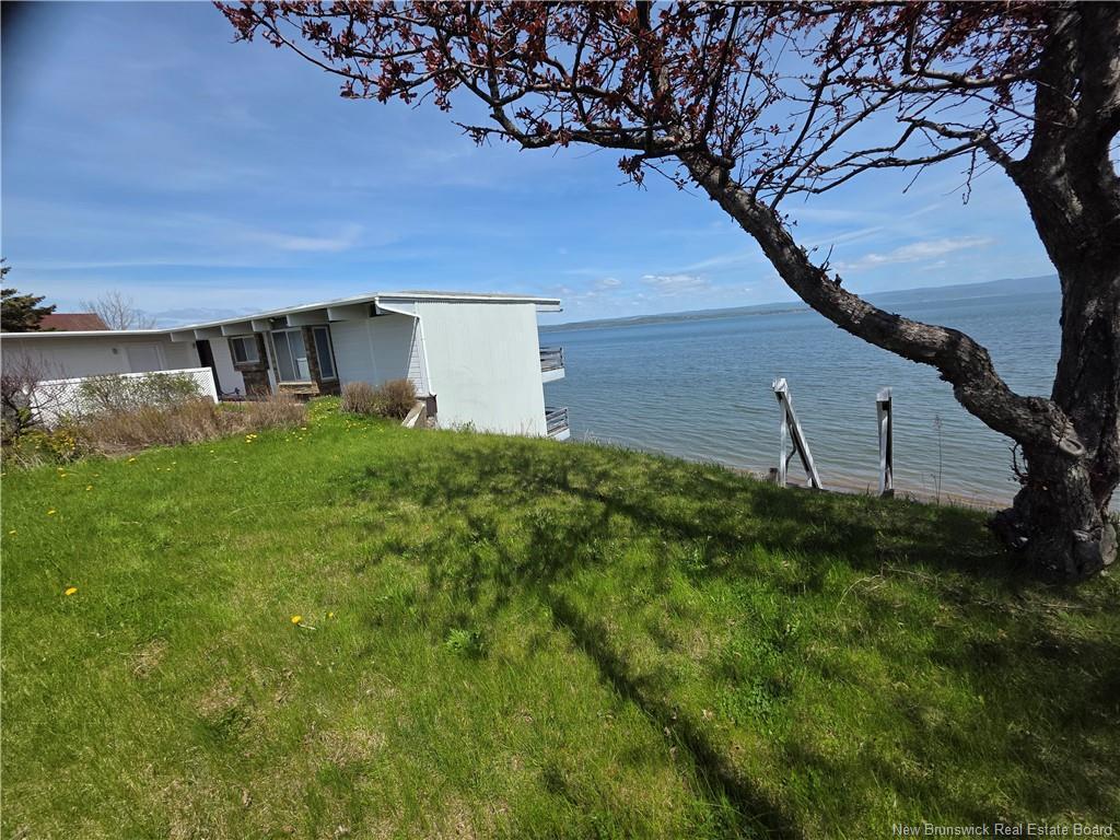 









255


Chaleur

,
Charlo,




NB
E8E 2B8

