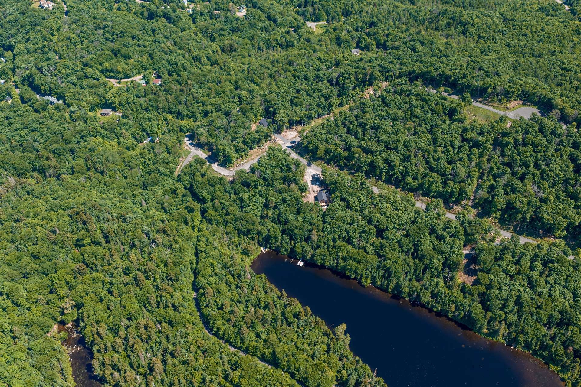 












Ch. du Faucon-Pèlerin

,
Saint-Adolphe-d'Howard,




QC
J0T2B0

