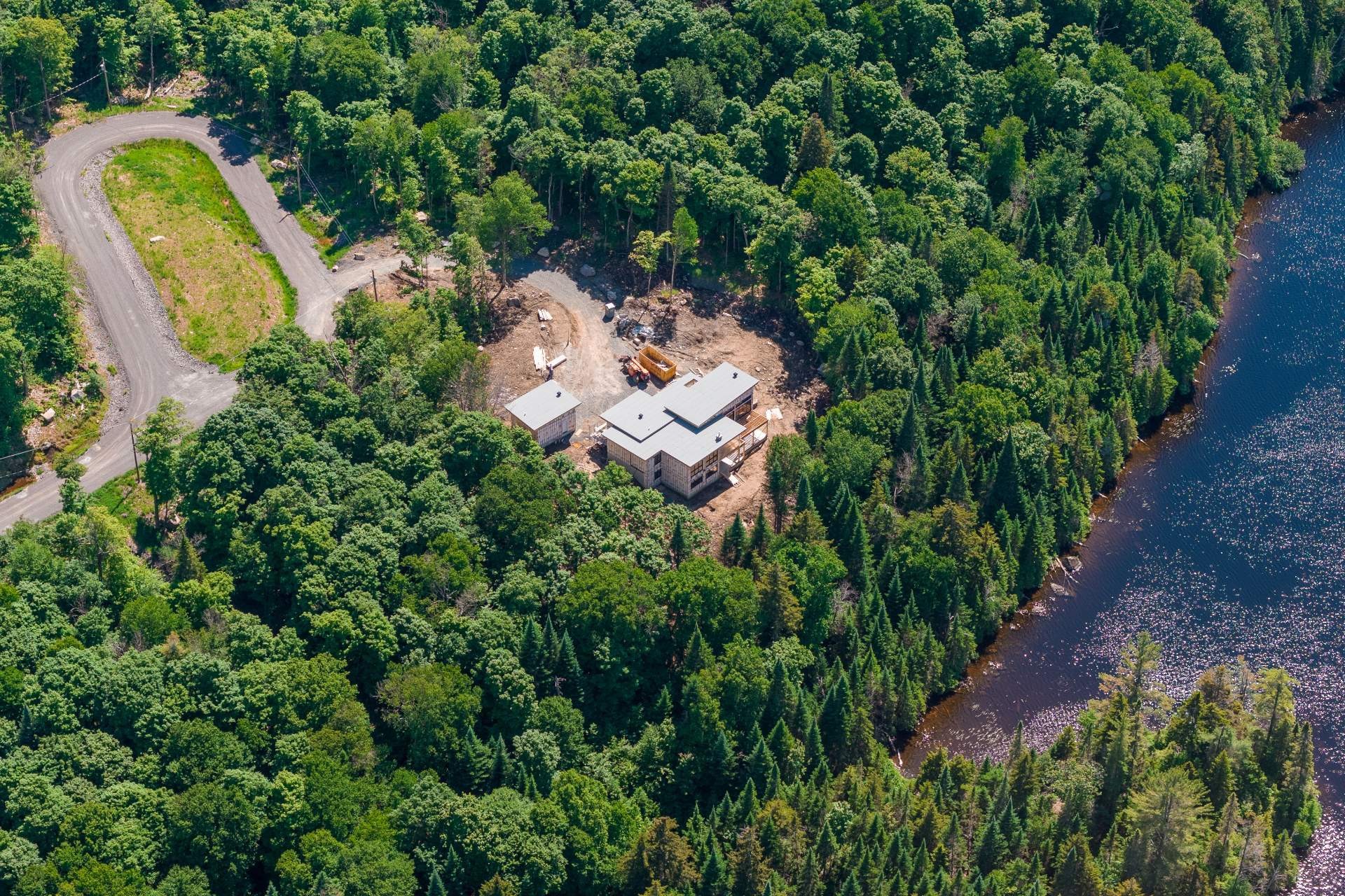 












Ch. du Faucon-Pèlerin

,
Saint-Adolphe-d'Howard,




QC
J0T2B0


