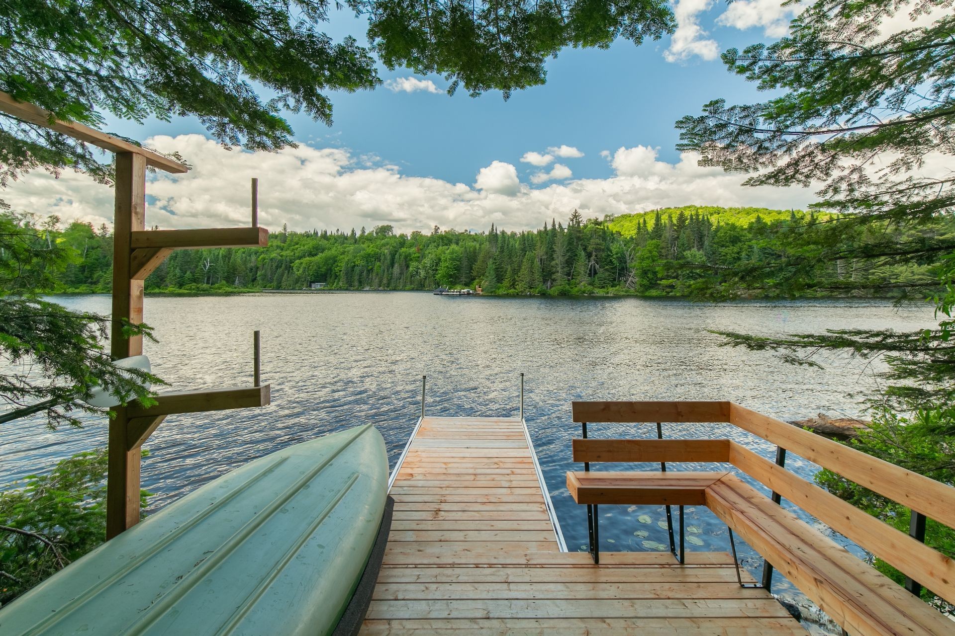 












Ch. du Faucon-Pèlerin

,
Saint-Adolphe-d'Howard,




QC
J0T2B0

