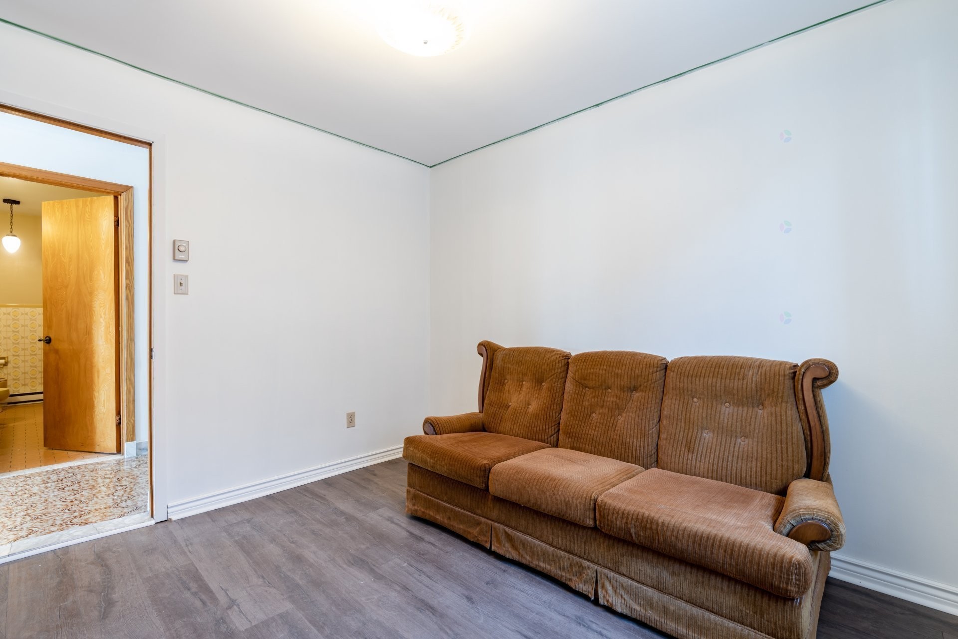 









1143


Rue Thierry

,
Montréal (LaSalle),




QC
H8N2K6

