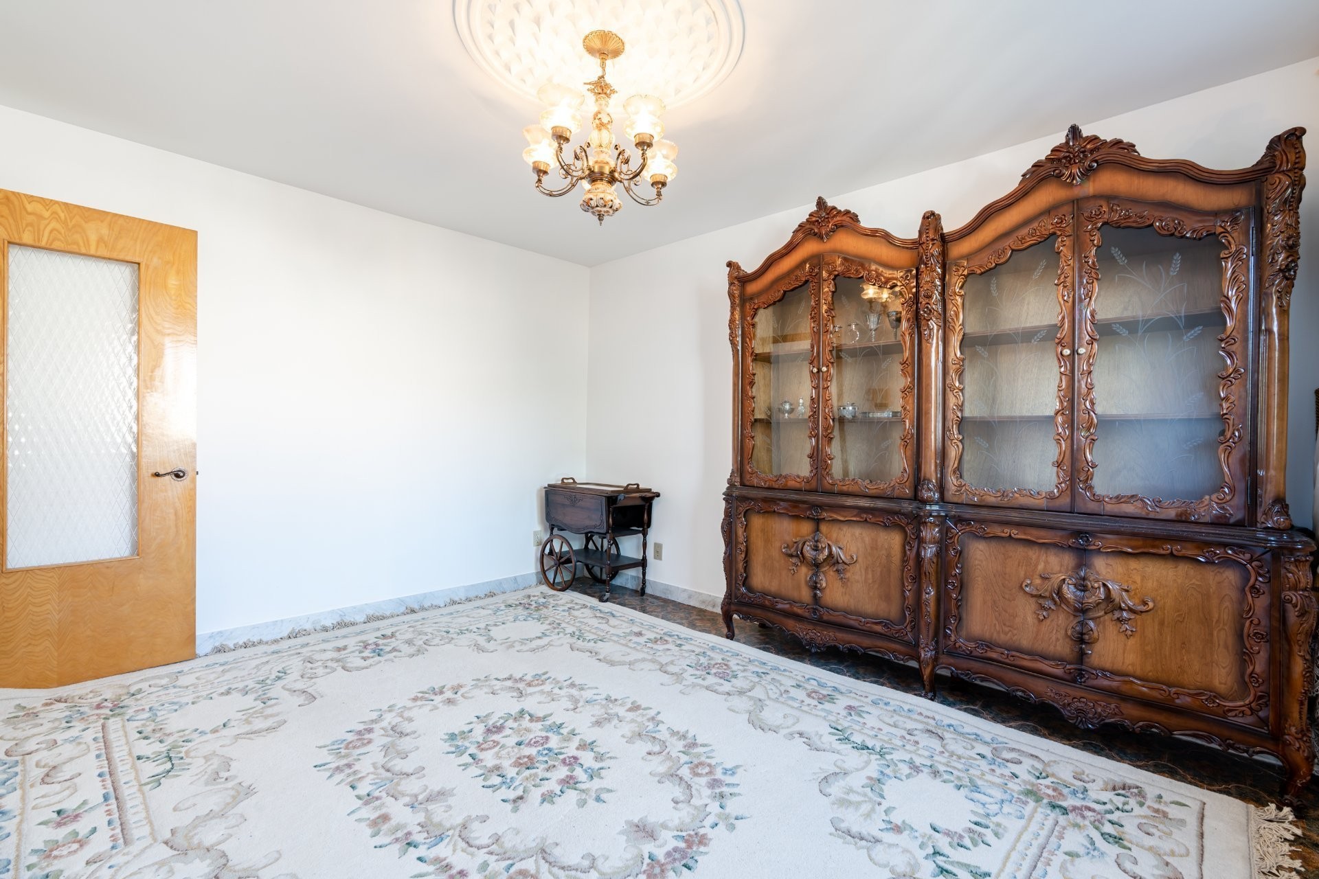 









1143


Rue Thierry

,
Montréal (LaSalle),




QC
H8N2K6


