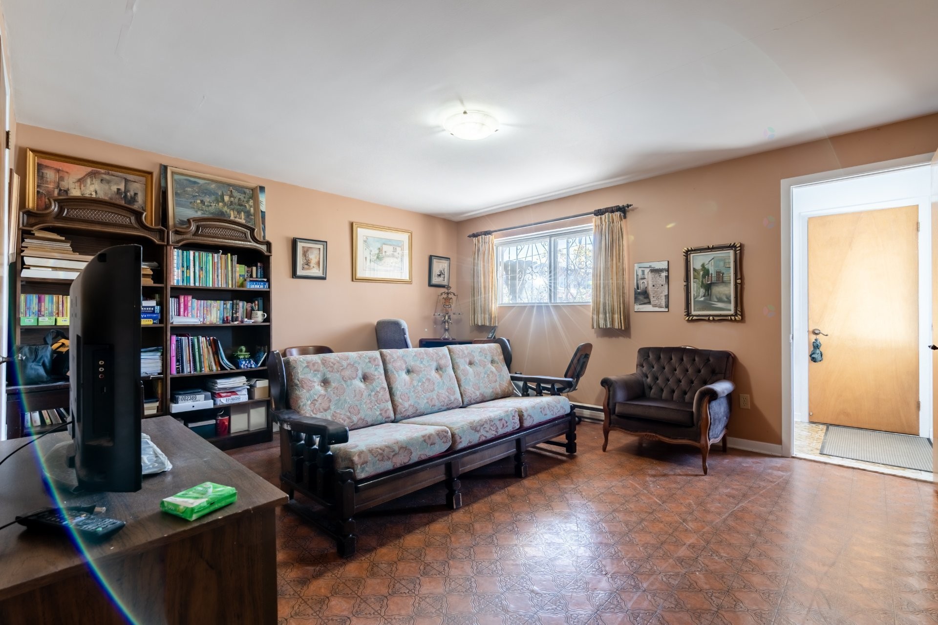 









1143


Rue Thierry

,
Montréal (LaSalle),




QC
H8N2K6

