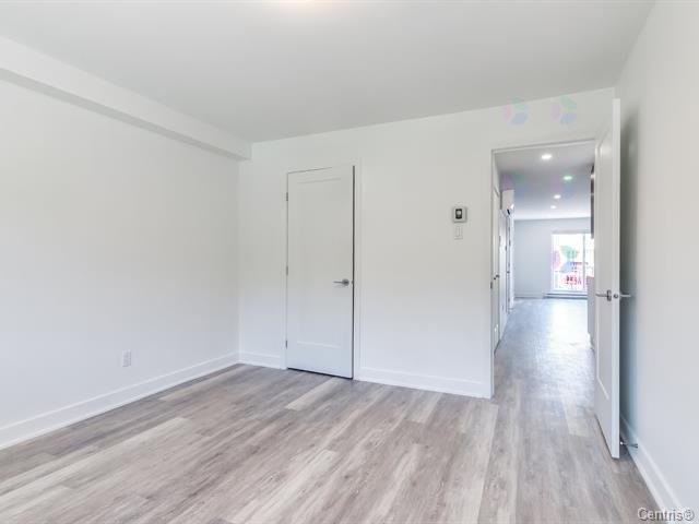 









10067


Rue Jules-Crépeau

,
Montréal (Ahuntsic-Cartierville),




QC
H4N2Z4

