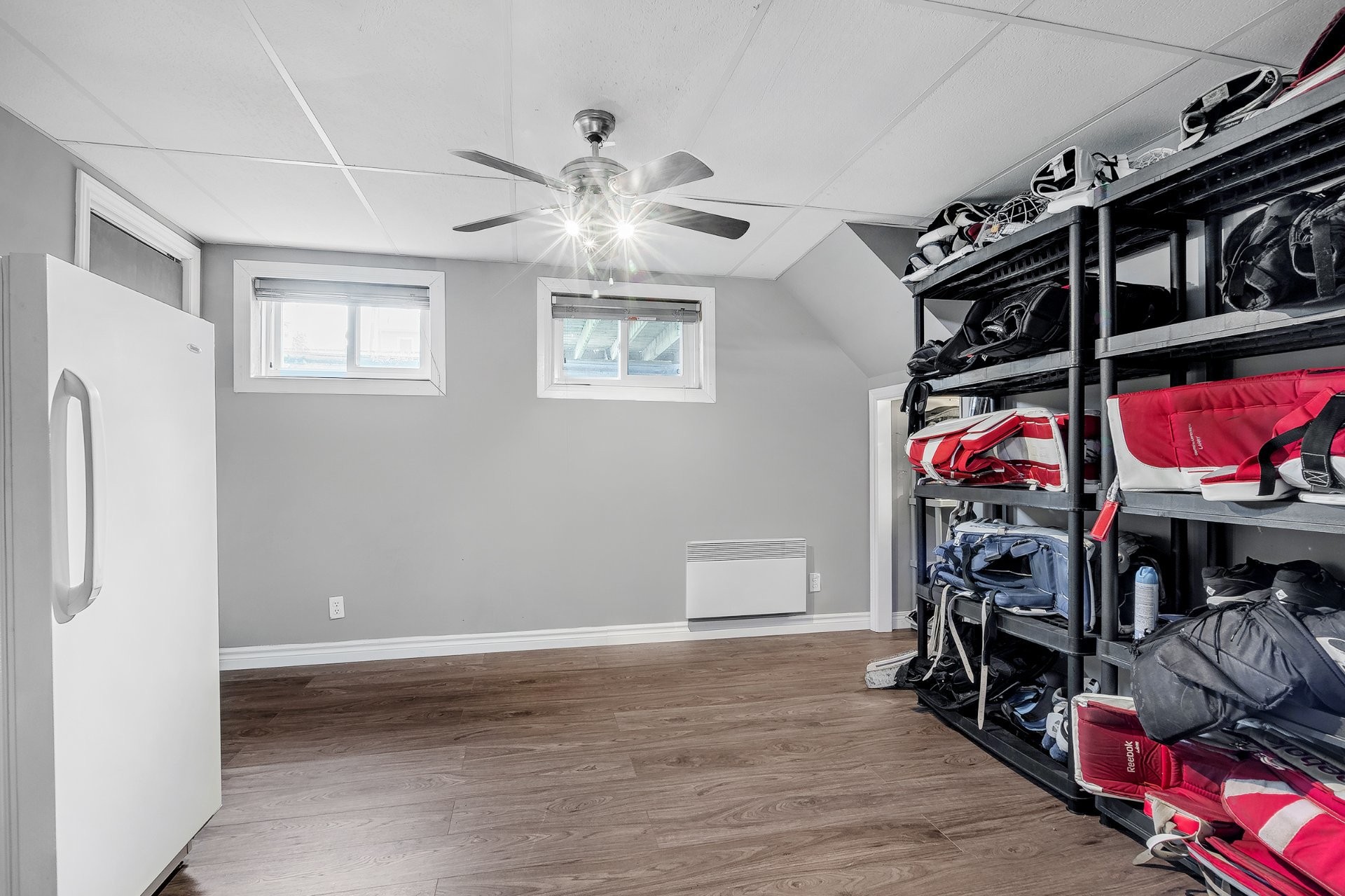 









2721


Rue Bordeaux

,
Mascouche,




QC
J7K1A8

