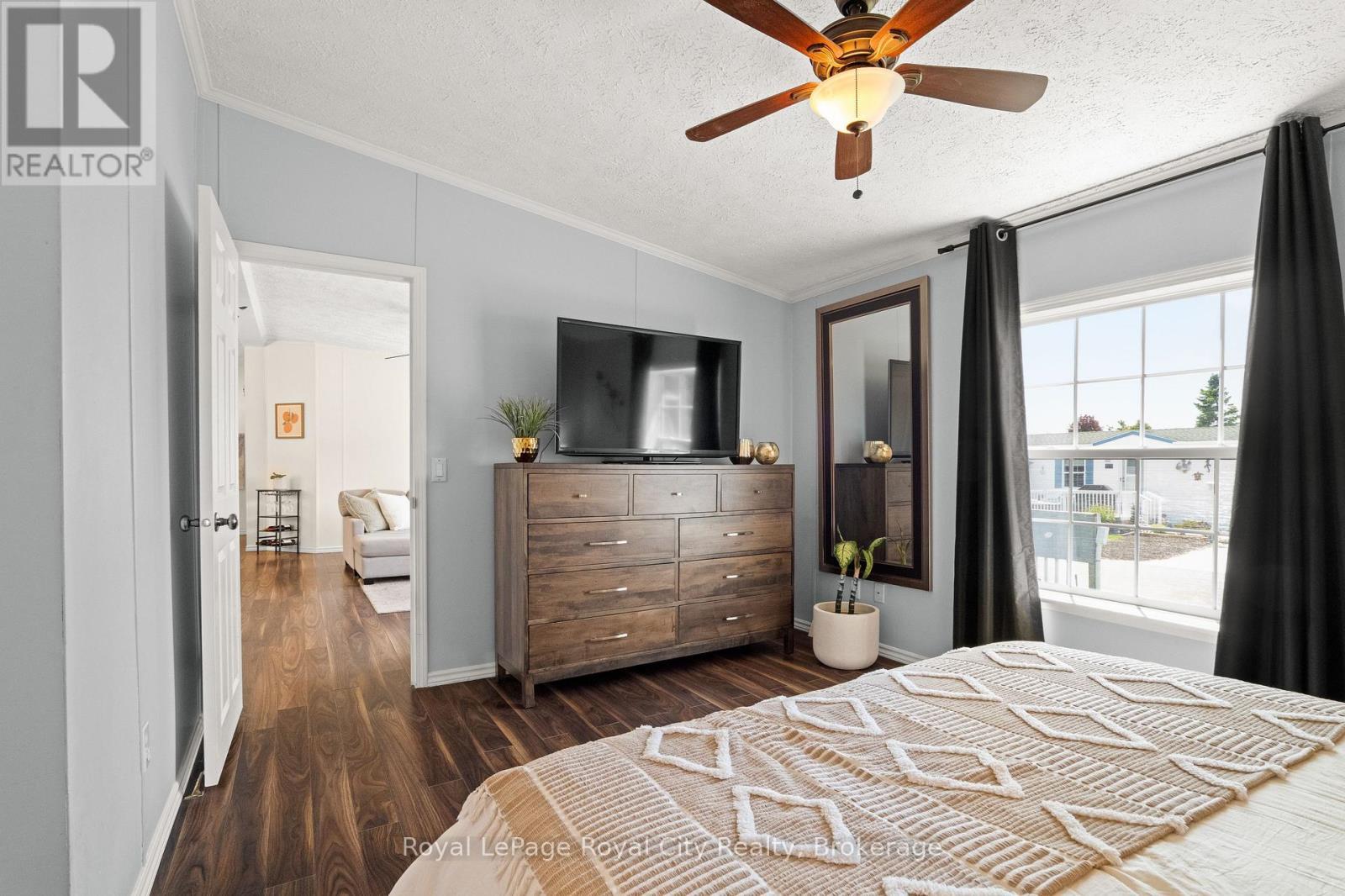 












2 PAVILION ROAD

,
Puslinch,




Ontario
N0B2C0

