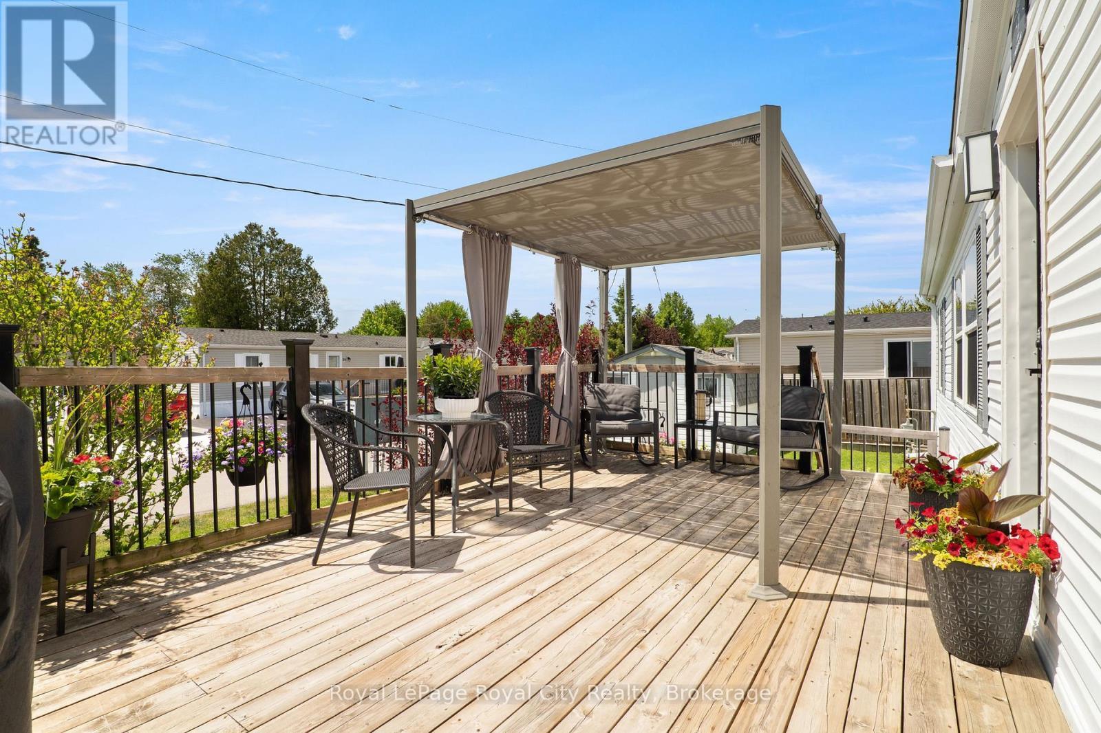 












2 PAVILION ROAD

,
Puslinch,




Ontario
N0B2C0

