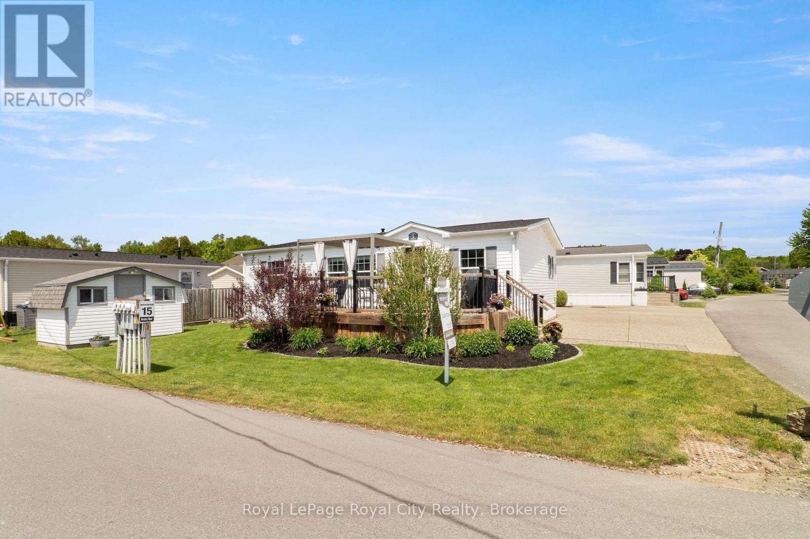 












2 PAVILION ROAD

,
Puslinch,




Ontario
N0B2C0

