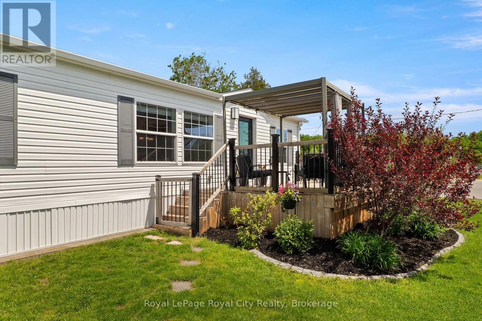 












2 PAVILION ROAD

,
Puslinch,




Ontario
N0B2C0

