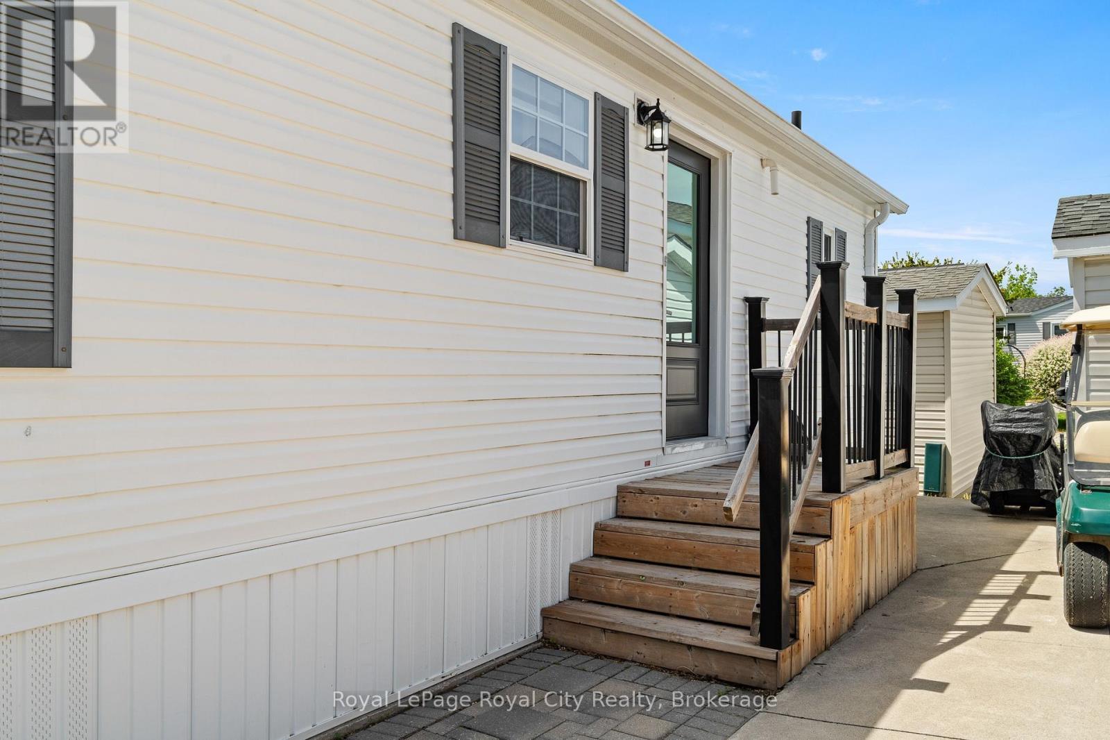 












2 PAVILION ROAD

,
Puslinch,




Ontario
N0B2C0

