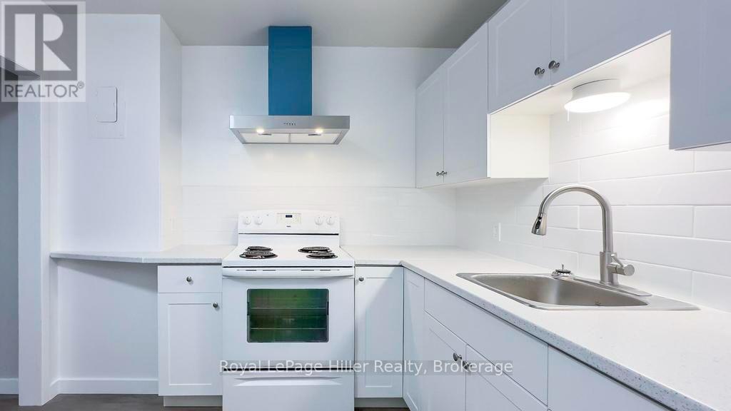 












98 WILLIAM STREET E

,
Stratford,




Ontario
N5A4Y1

