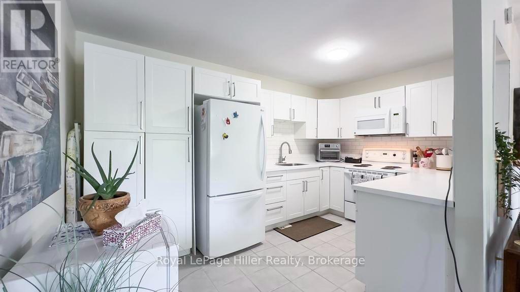 












98 WILLIAM STREET E

,
Stratford,




Ontario
N5A4Y1

