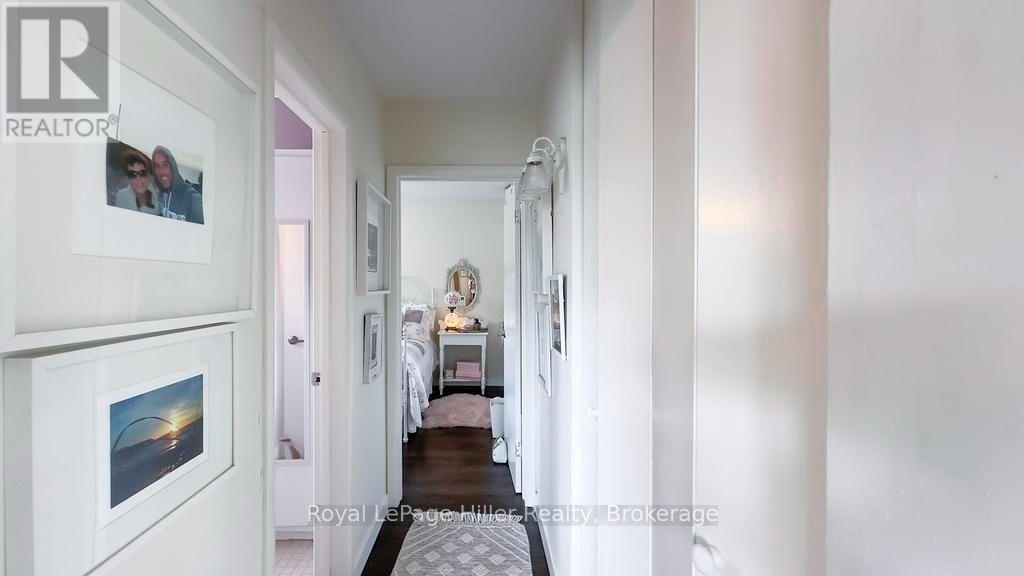 












98 WILLIAM STREET E

,
Stratford,




Ontario
N5A4Y1


