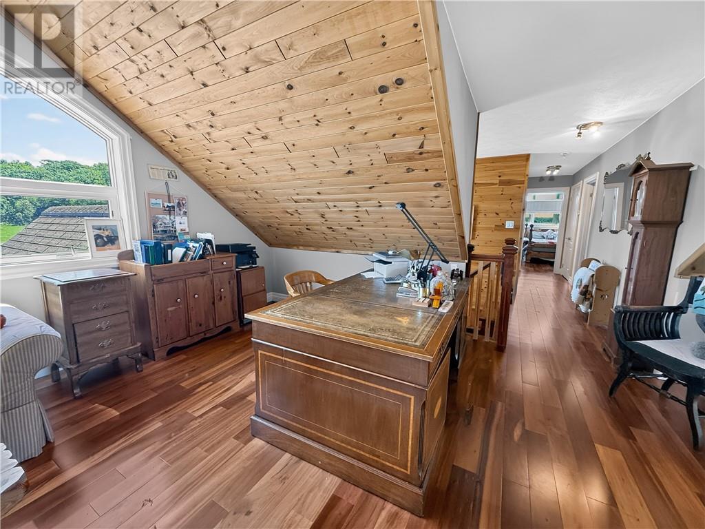 












509A McArthur Trail

,
Gore Bay, Manitoulin Island,




Ontario
P0P1J0

