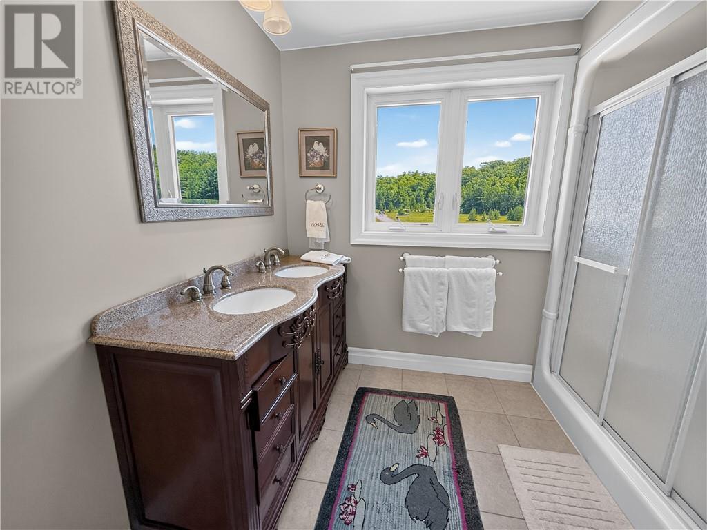 












509A McArthur Trail

,
Gore Bay, Manitoulin Island,




Ontario
P0P1J0

