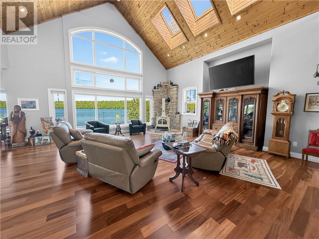 












509A McArthur Trail

,
Gore Bay, Manitoulin Island,




Ontario
P0P1J0

