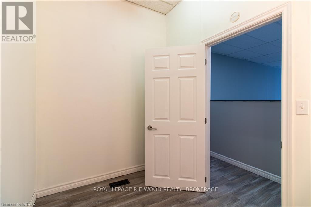 












150 BROADWAY STREET

,
Tillsonburg,




Ontario
N4G3P8

