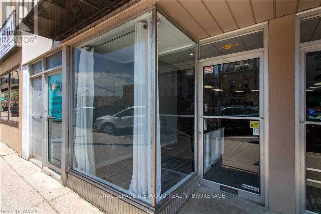 












150 BROADWAY STREET

,
Tillsonburg,




Ontario
N4G3P8

