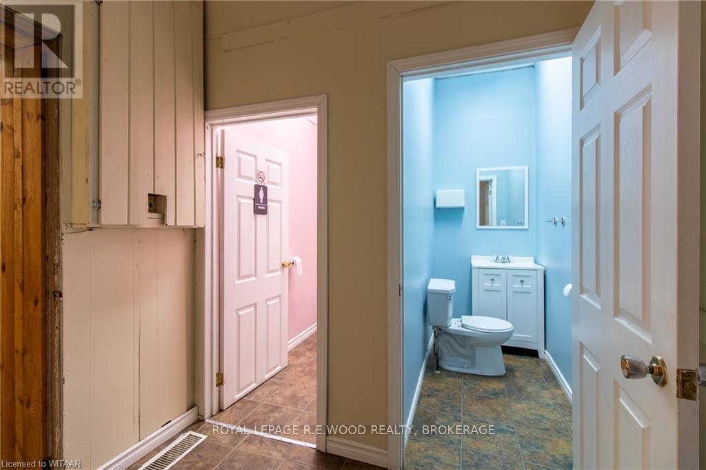 












150 BROADWAY STREET

,
Tillsonburg,




Ontario
N4G3P8

