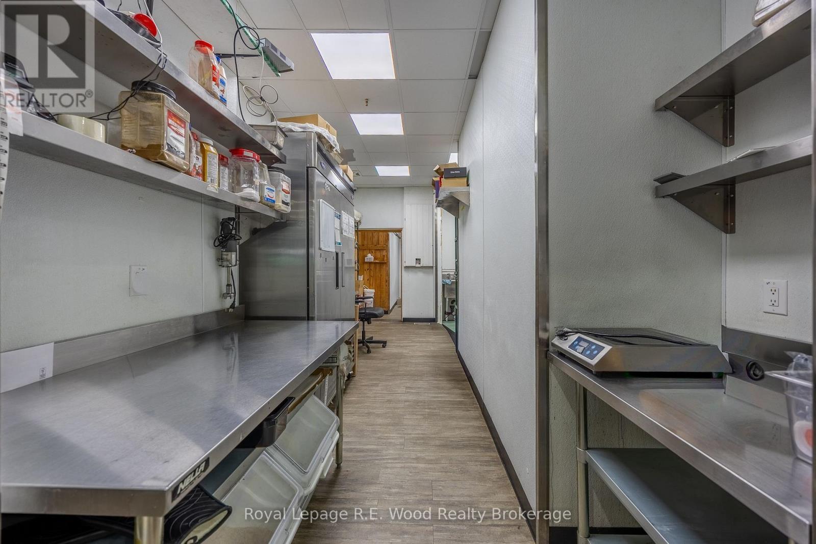












150 BROADWAY STREET

,
Tillsonburg,




Ontario
N4G3P8

