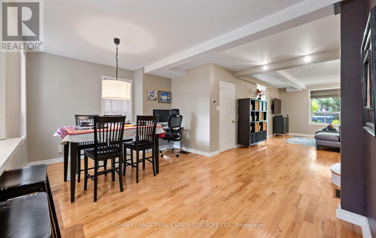












613 BERESFORD AVENUE

,
Toronto,




Ontario
M6S3C2

