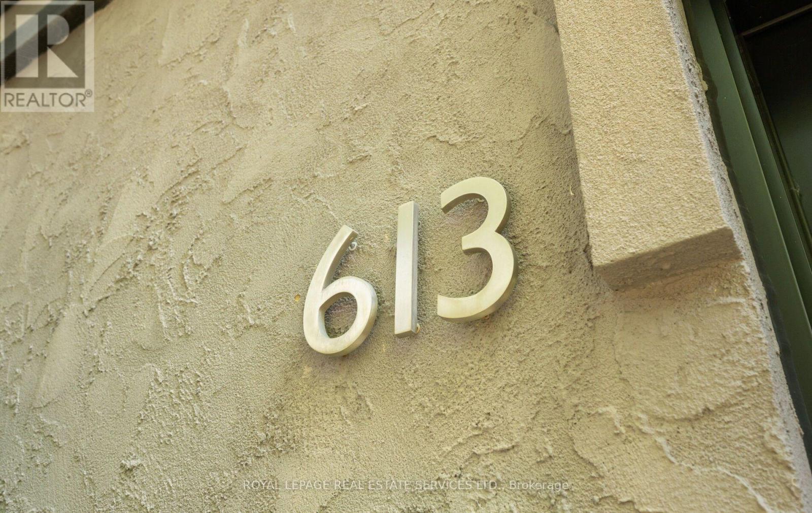 












613 BERESFORD AVENUE

,
Toronto,




Ontario
M6S3C2

