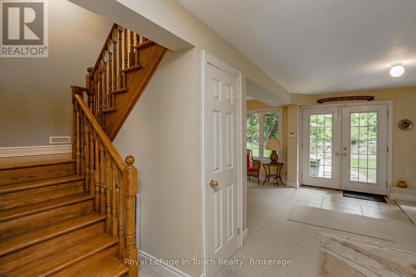 












8 WOODWARD DRIVE

,
Tiny,




Ontario
L0L2J0

