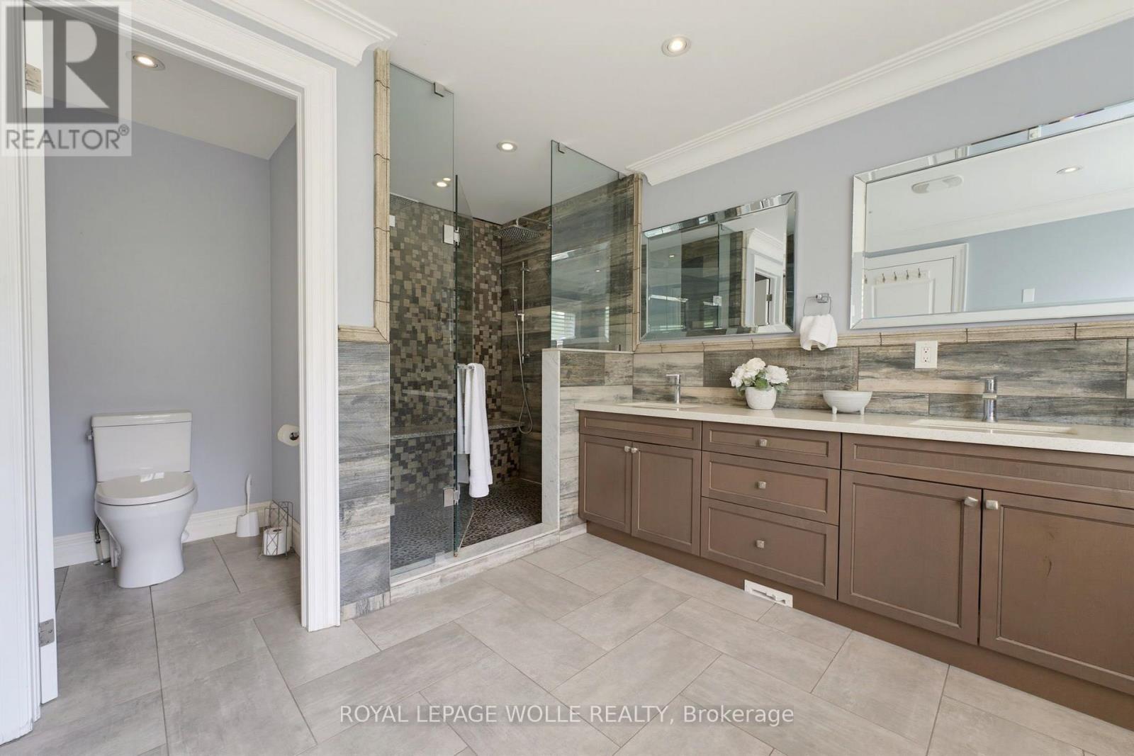 












38 RIVER VALLEY DRIVE

,
Kitchener,




Ontario
N2C2V6


