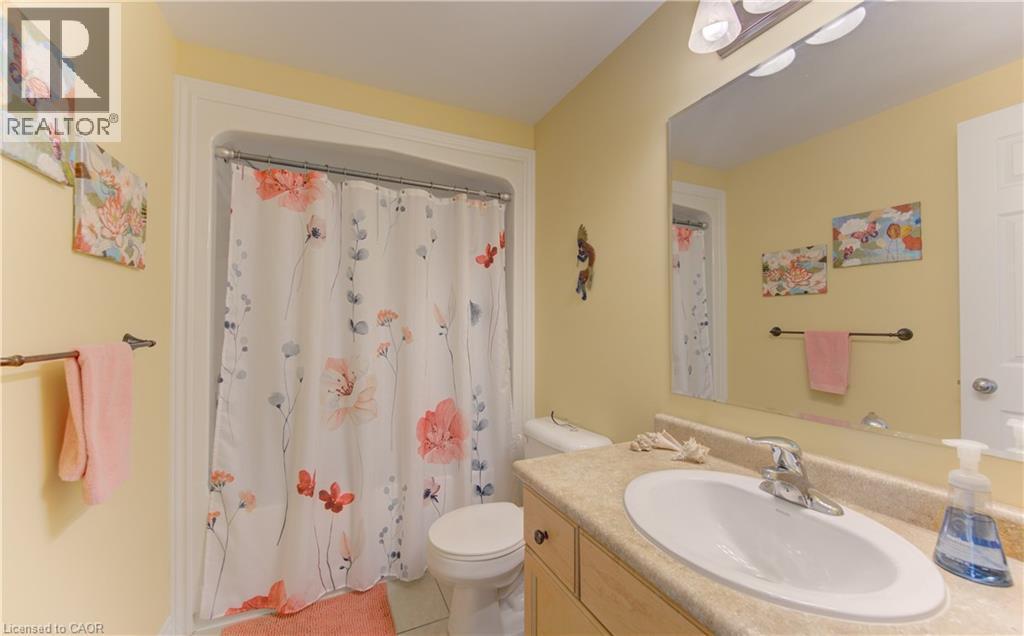












6 EDWARDS Street

,
Guelph,




Ontario
N1E0B2

