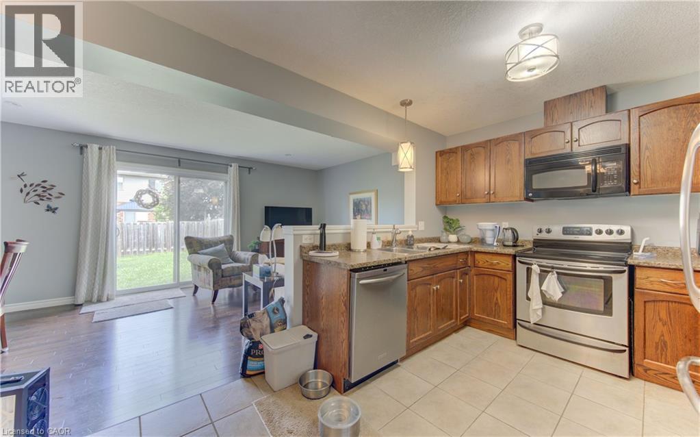 












6 EDWARDS Street

,
Guelph,




Ontario
N1E0B2

