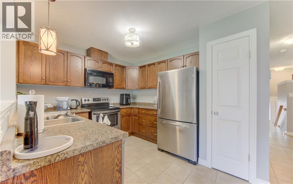 












6 EDWARDS Street

,
Guelph,




Ontario
N1E0B2

