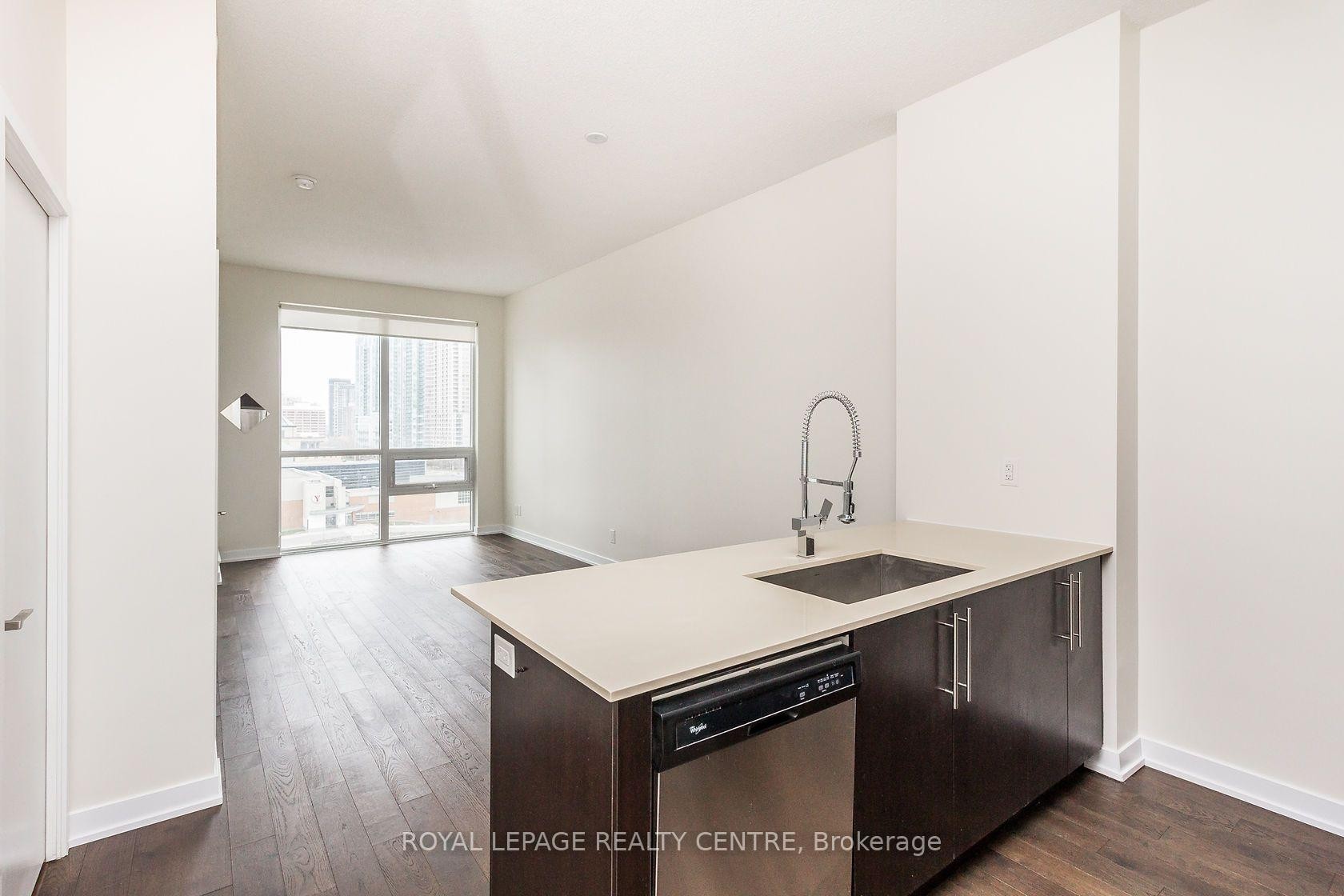 









510


Curran

Place, 607,
Mississauga,




ON
L5B 0J8

