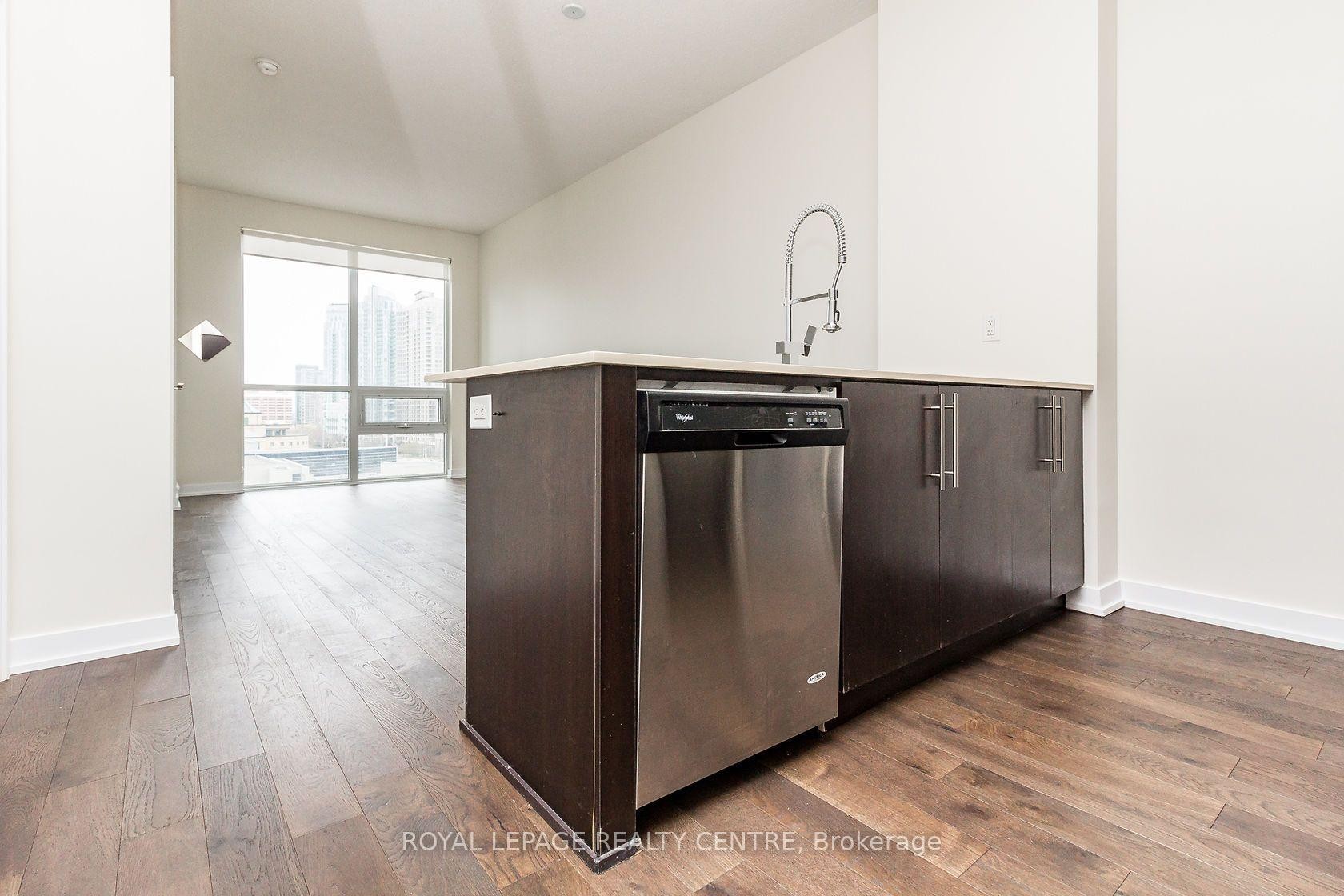 









510


Curran

Place, 607,
Mississauga,




ON
L5B 0J8

