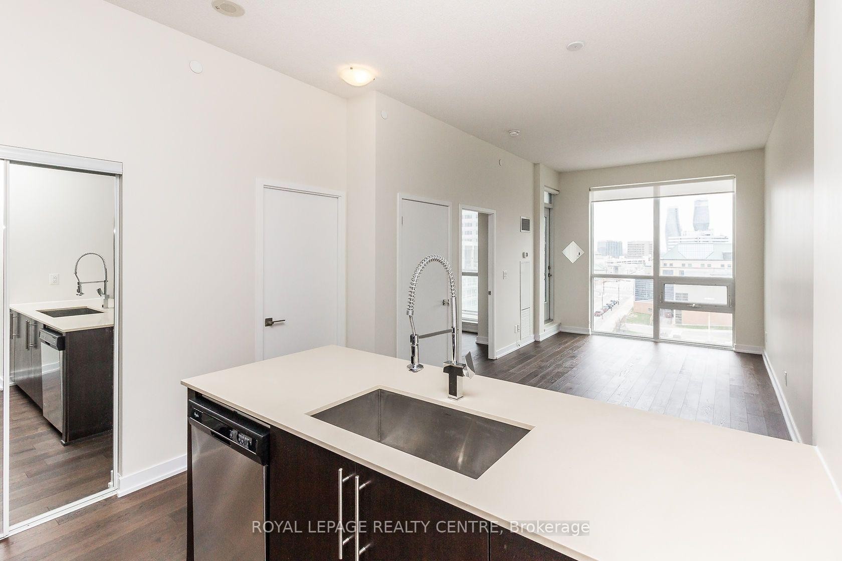 









510


Curran

Place, 607,
Mississauga,




ON
L5B 0J8

