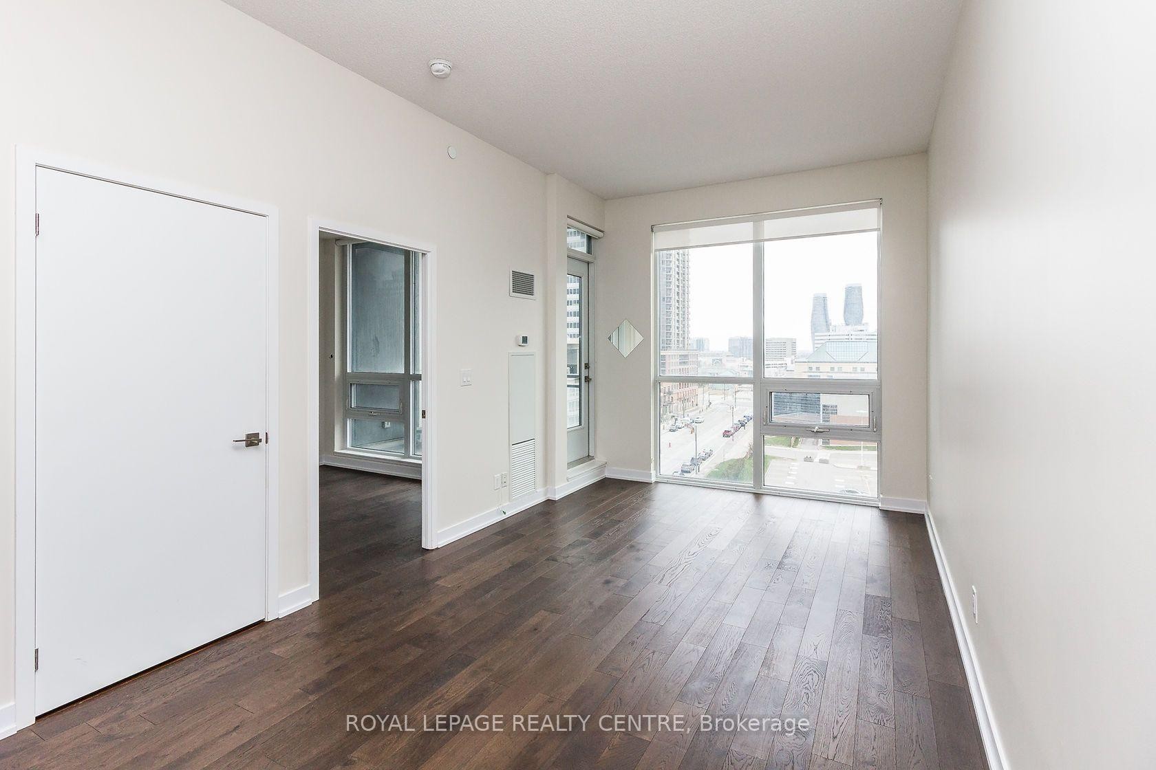 









510


Curran

Place, 607,
Mississauga,




ON
L5B 0J8

