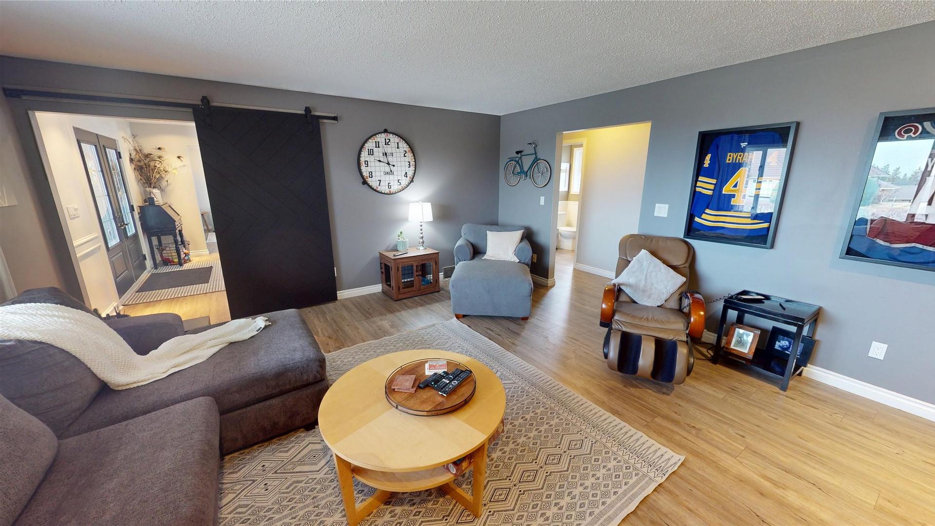 









2211


9th

Street,
Cranbrook,




BC
V1C 6Y7

