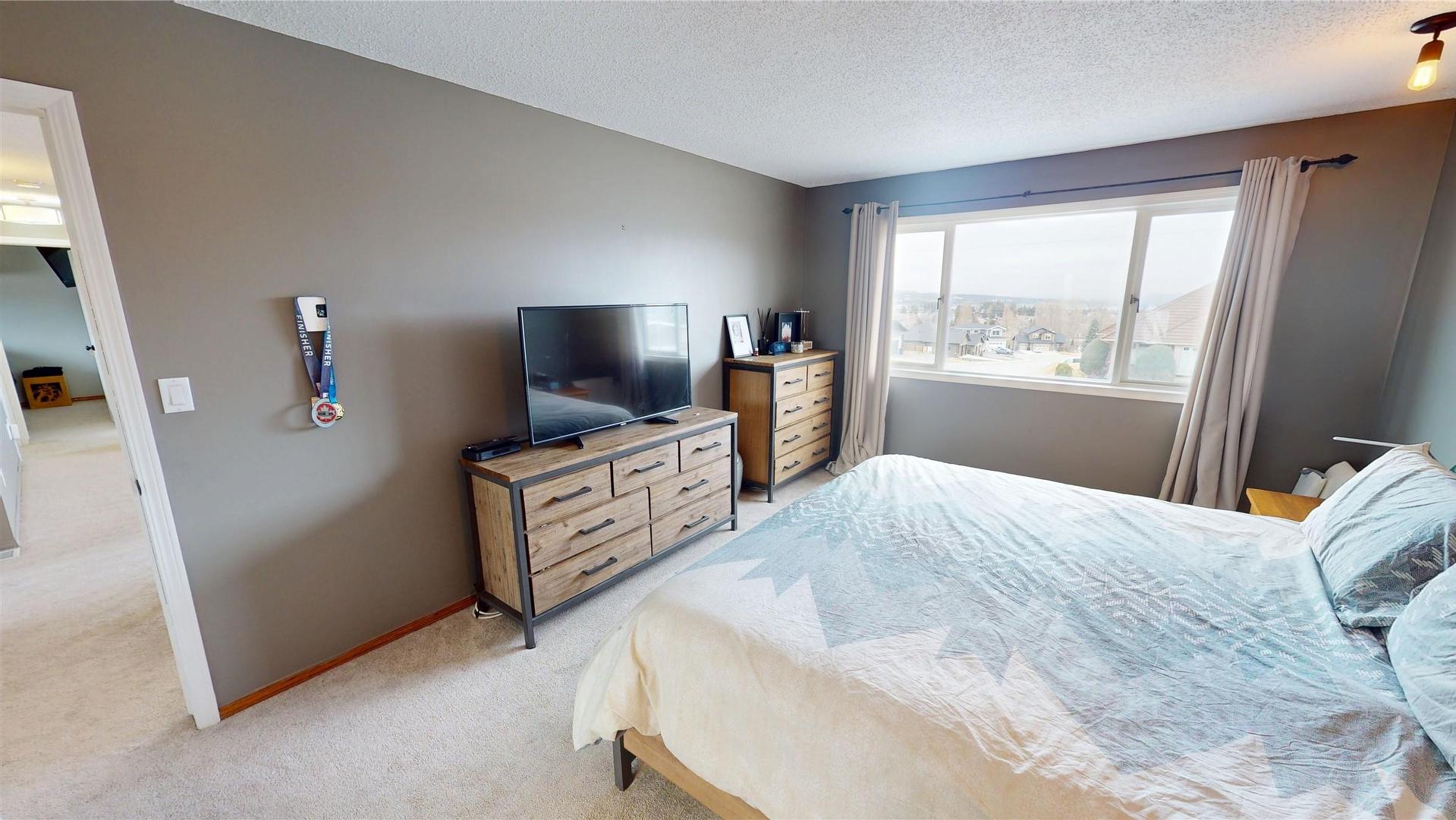 









2211


9th

Street,
Cranbrook,




BC
V1C 6Y7

