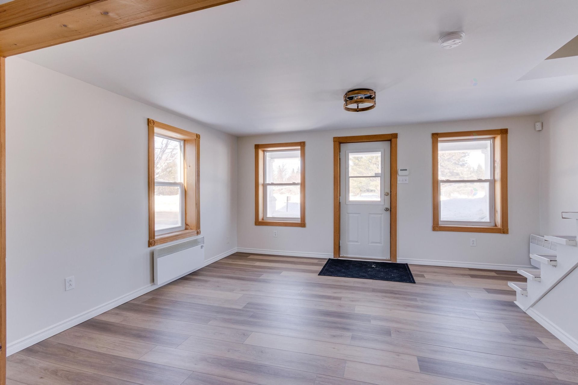 









18


Ch. du Pont

,
Val-des-Monts,




QC
J8N2J1

