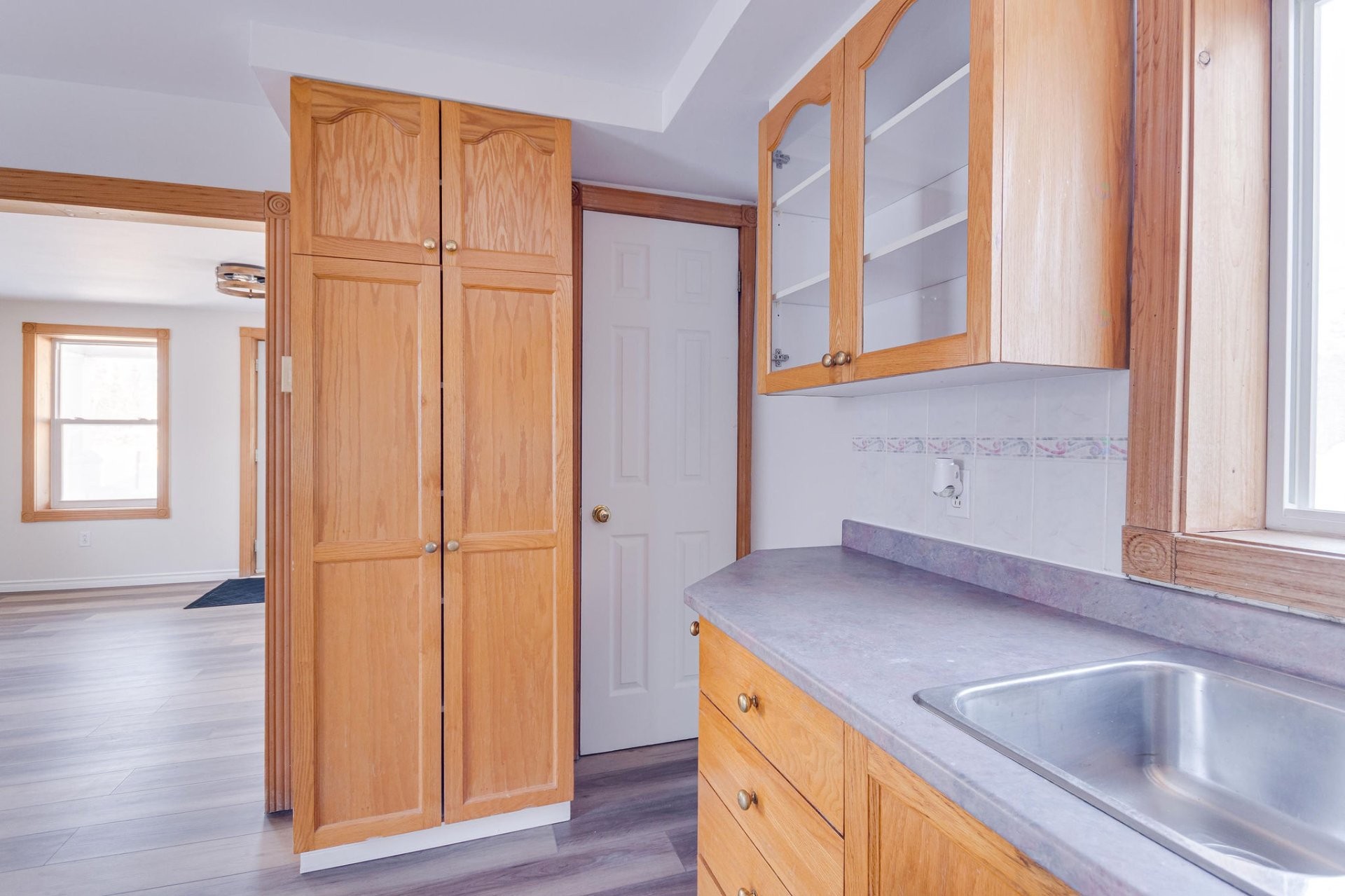 









18


Ch. du Pont

,
Val-des-Monts,




QC
J8N2J1

