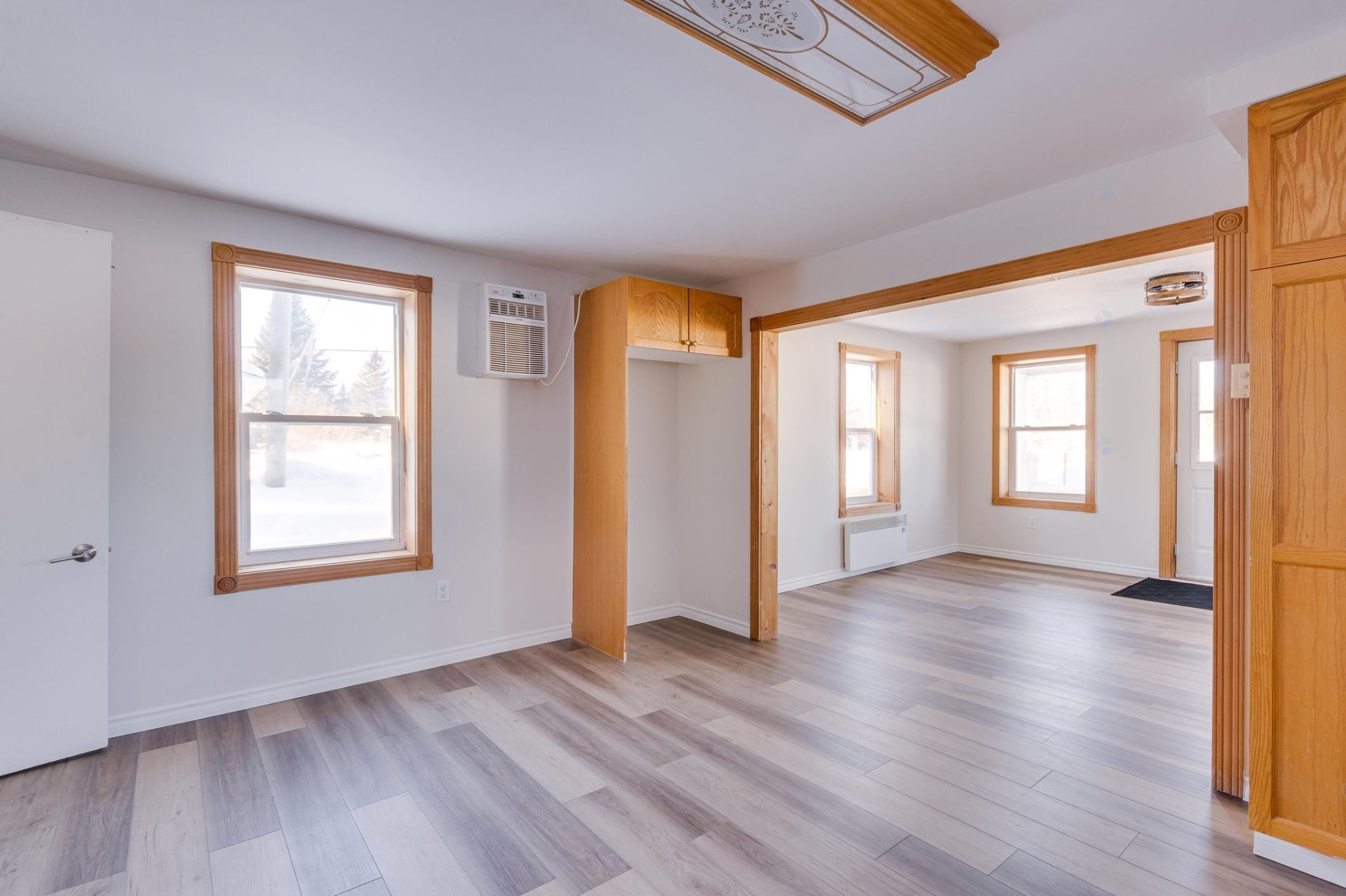 









18


Ch. du Pont

,
Val-des-Monts,




QC
J8N2J1

