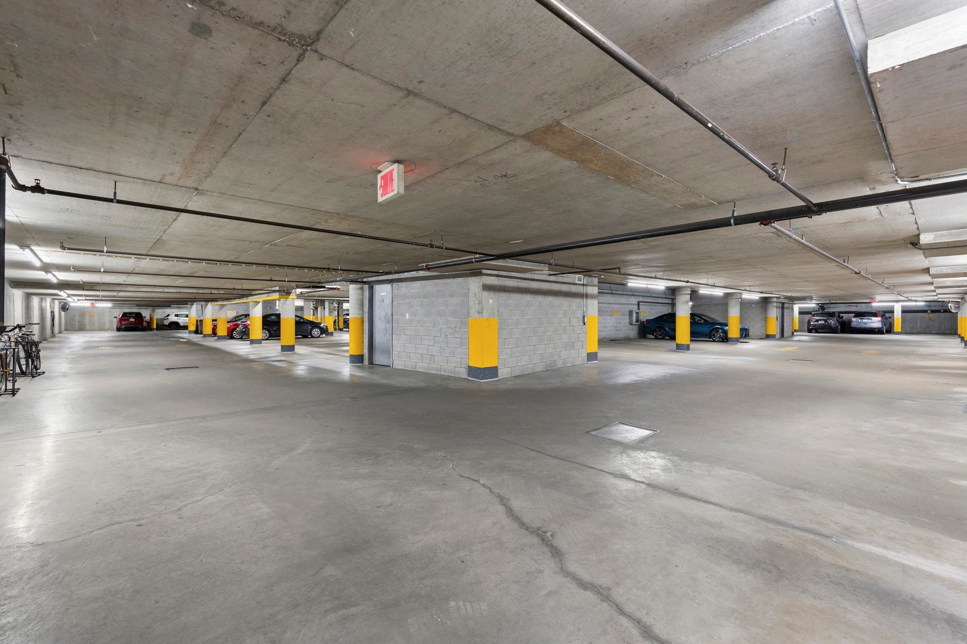 









2850


Boul. de la Côte-Vertu

, 103,
Montréal (Saint-Laurent),




QC
H4R3A8

