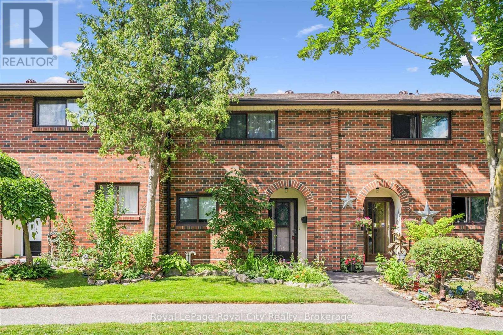












23 - 41 RHONDA ROAD

,
Guelph (Willow West/Sugarbush/West Acres),




Ontario
N1H6H1

