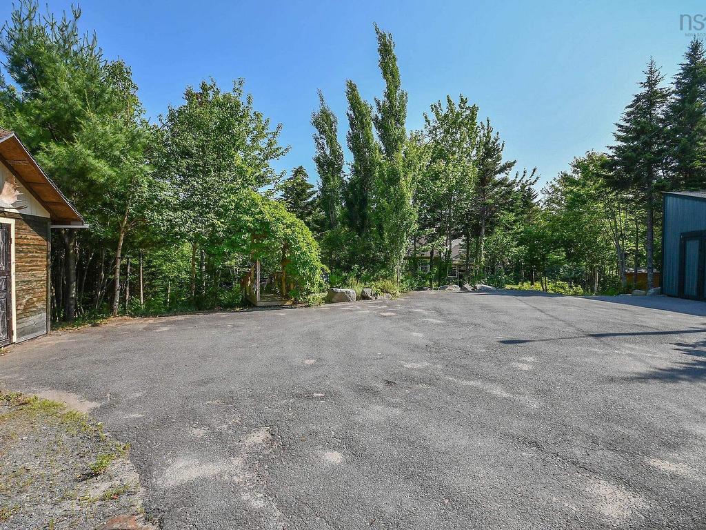 












51 Back Lake

,
Hatchet Lake,




NS
B3T 1R5

